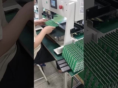 Mesin pemisah PCB dengan empat kecepatan depaneling dengan bilah melingkar dan linier