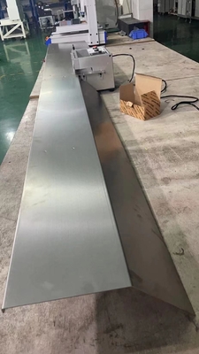 1.5 M / 2.2 M Platform PCB Mesin Depaneling untuk Pemisah PCB Multi Slitter
