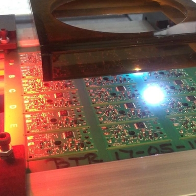 Offline Laser PCB Depaneling Separator 0,02 Precision 335mm