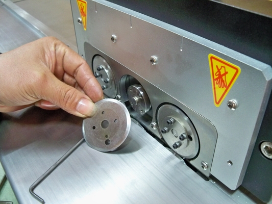 Mesin Pemisah PCB Multi Bagian Untuk Kontrol Listrik Depaneling LED