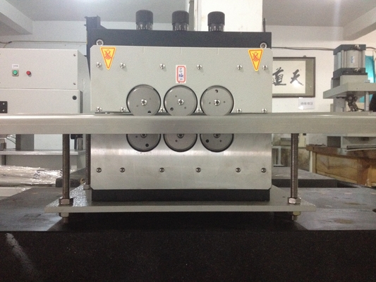 Aluminium Led Trip PCB Separator Mesin Dengan Unik Multi Bagian Pemotongan
