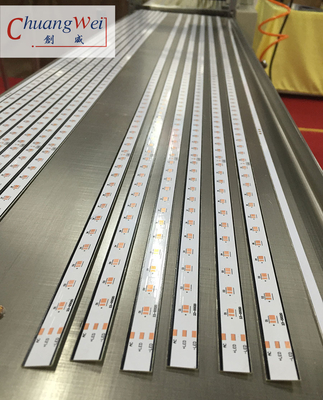 Mesin Depaneling PCB Multi-Blade Untuk Panel LED Fiberboard FR4 Aluminium Substrate