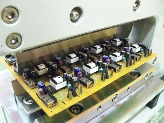Pneumatically Driven V Cut PCB Shearing Machine with Electromagnetic Valve Control (Mesin Pemotong PCB V-Cut yang Didorong secara Pneumatik dengan Kontrol Katup Elektromagnetik)