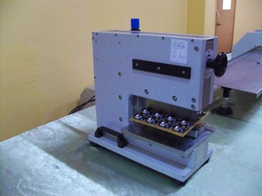 Mesin Pemotong V PCB, Pemisahan Papan Sirkuit Daur Ulang Skor tanpa Microstress