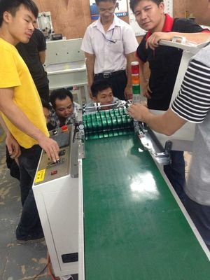 Pemisah PCB multi-blade untuk Tabung LED dengan Efisiensi Tinggi, Mesin PCB Depaneling