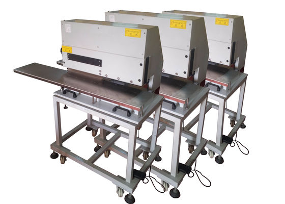 Mesin Papan Sirkuit Cetak Depaneling untuk FR2, Pemisah Pneumatik V-Cut Bermotor