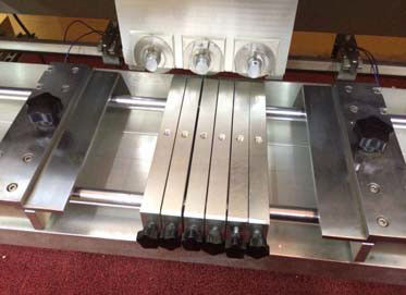 Layar LCD Mesin Pemotong Kaca Otomatis 3 Pisau Melingkar, Pemisah PCB