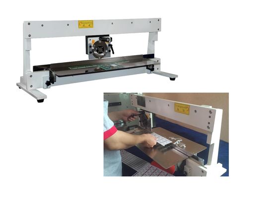 Mesin pemisah PCB untuk pemotongan presisi yang dapat disesuaikan dengan jarak pisau dan kecepatan