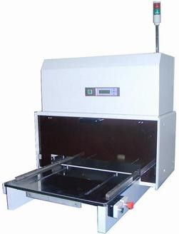 Aman dan Mudah Dioperasikan CWVL PCB Punching Machine untuk Industri Elektronik