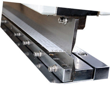 Depanelizer PCB Pneumatik dengan Rangka Besi Padat dan 2 Pisau Linier Tajam
