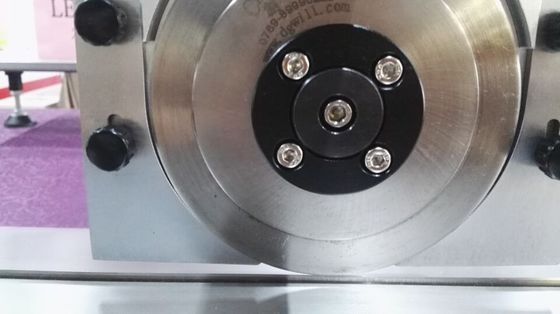 460mm/S Mesin pemotong alur V disesuaikan dengan layar LCD 220v
